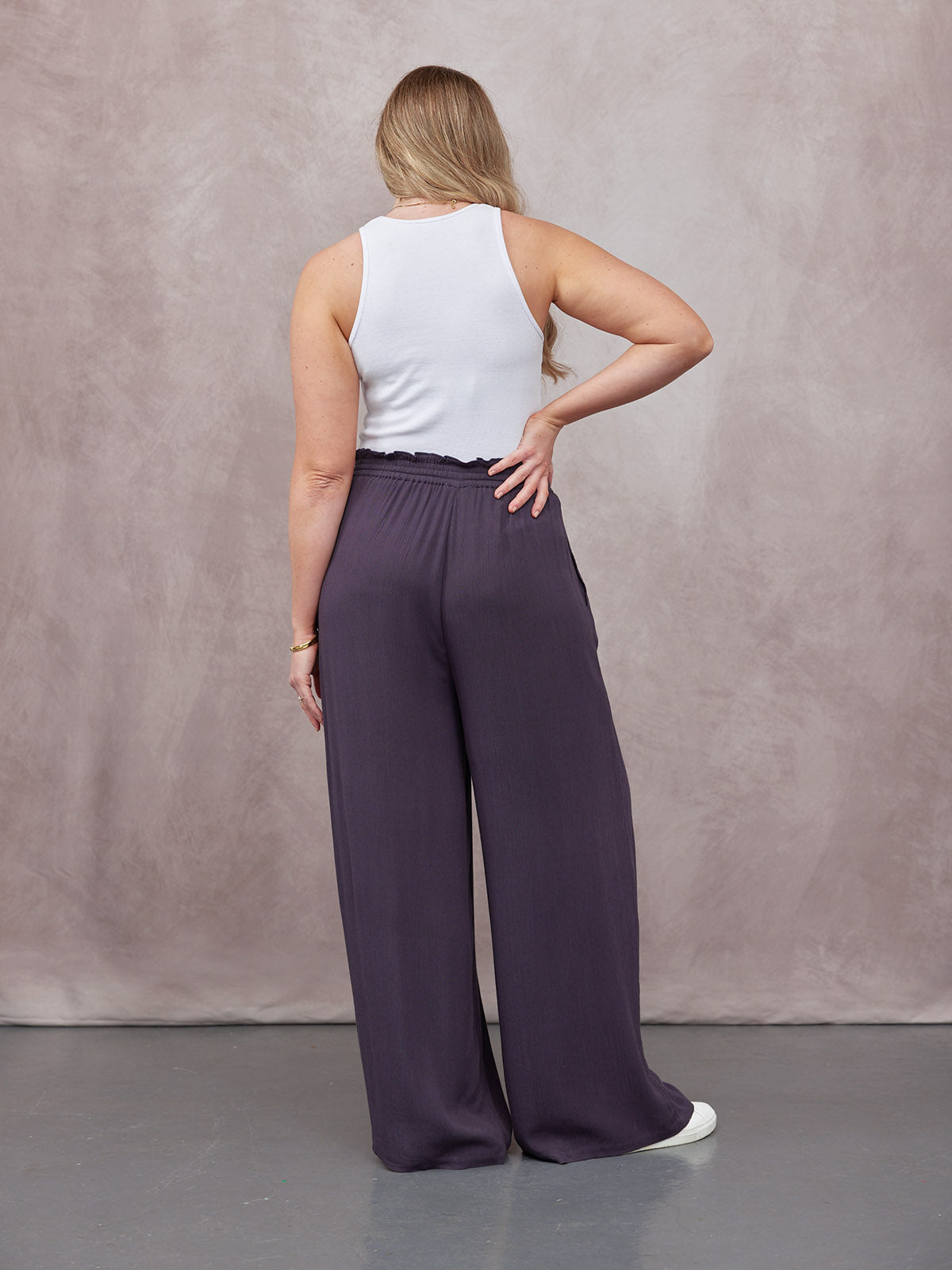 Celia Crinkle Trouser - Washed Navy
