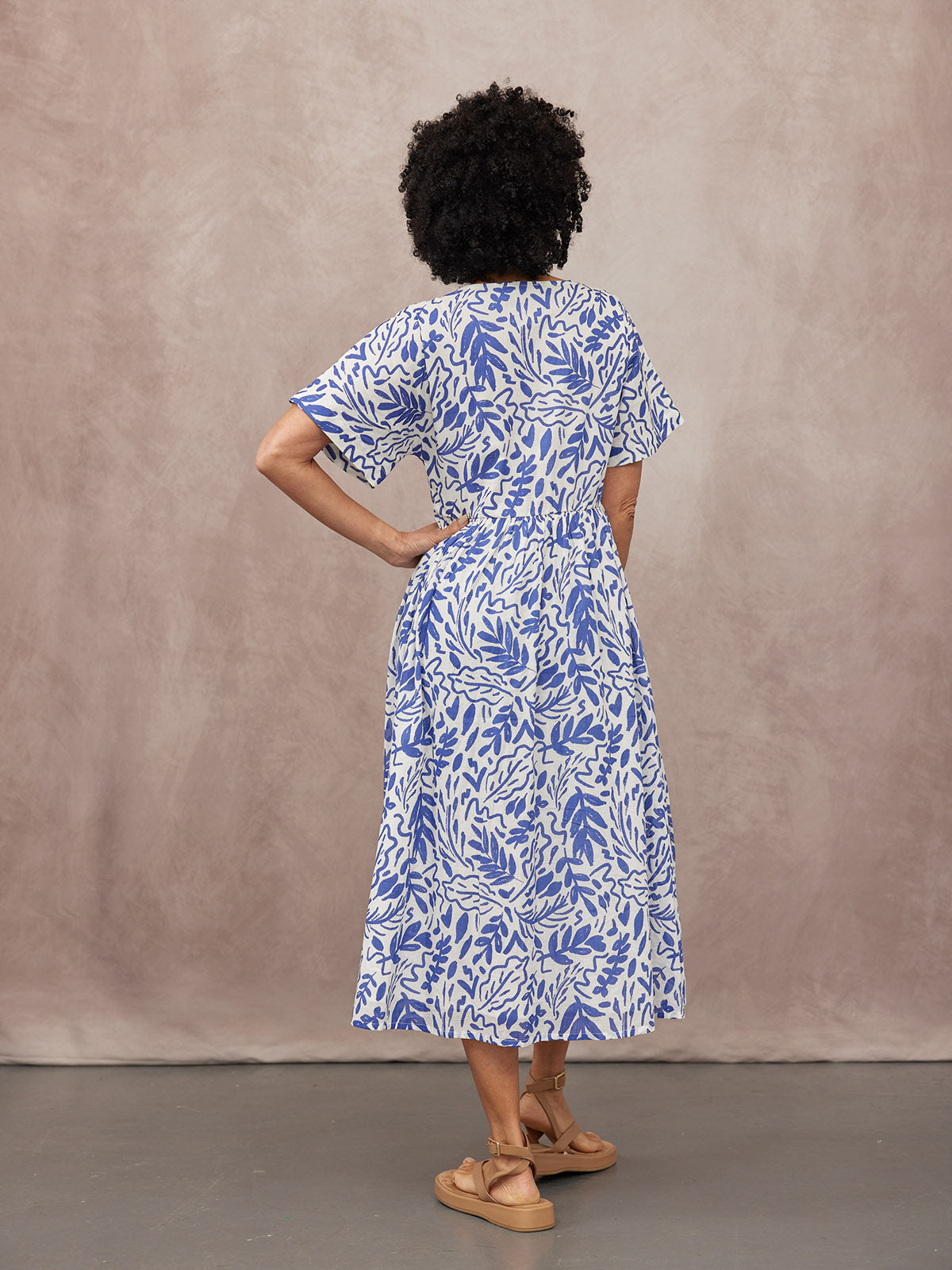 Fern Relaxed Dress - Blue & White Leaf Print