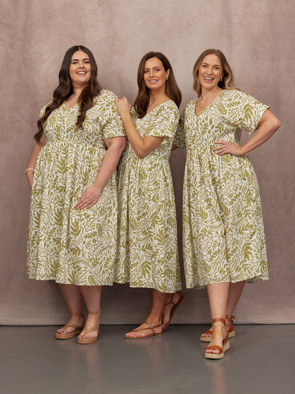 Fern Relaxed Dress - Ecru & Green Leaf Print