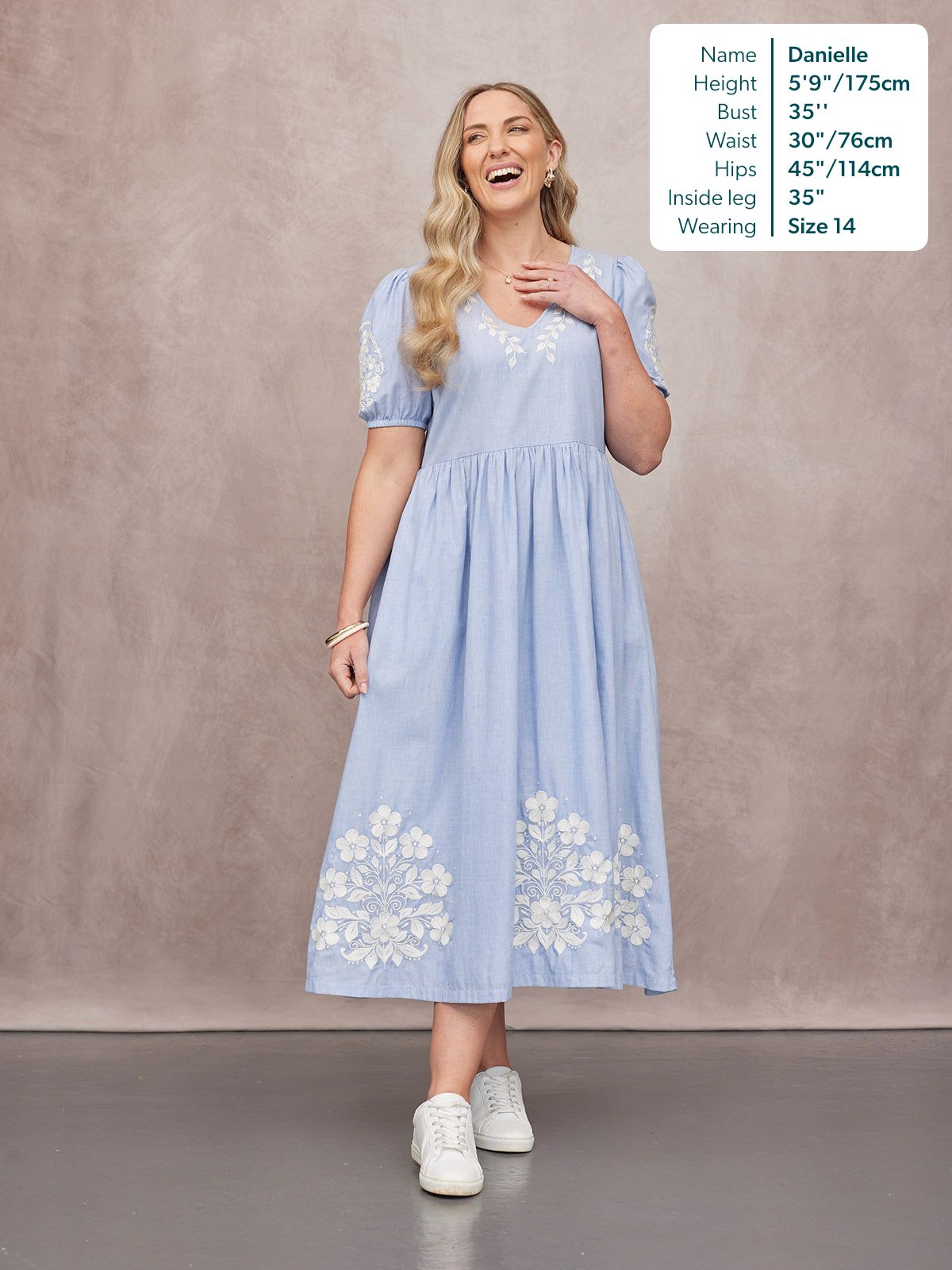 Lola Embroidered Relaxed Dress - Blue & White