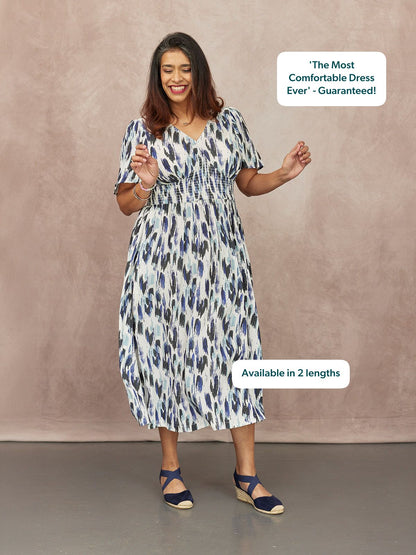 Maddie Short Sleeve Dress - Navy Ikat Print